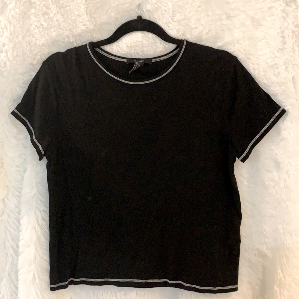 Forever 21 black crop tee